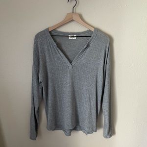 Grey long sleeve lounge v-neck